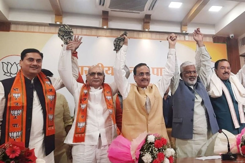 4 SP Vidhan Parishad members join BJP