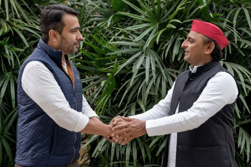 Akhilesh agrees to 36 seats for RLD, 6 will have SP candidates.