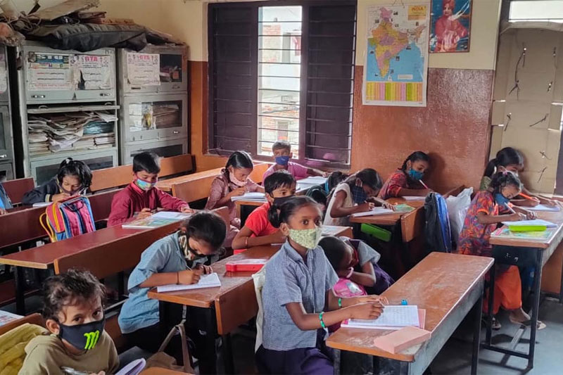 Novel Idea of Providing Cash Incentives for Admission in English Medium Govt Schools Proved Right