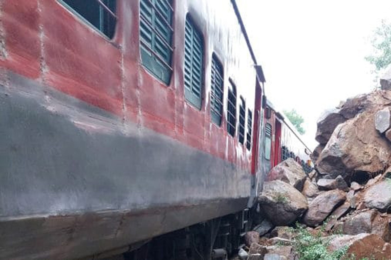 Express train derails in TN's Dharmapuri, no casualties