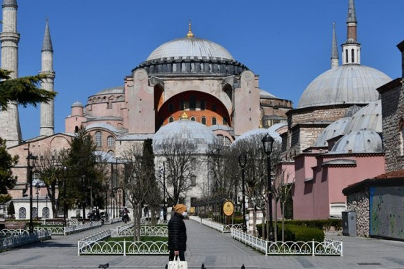 Tourism resumes in Istanbul
