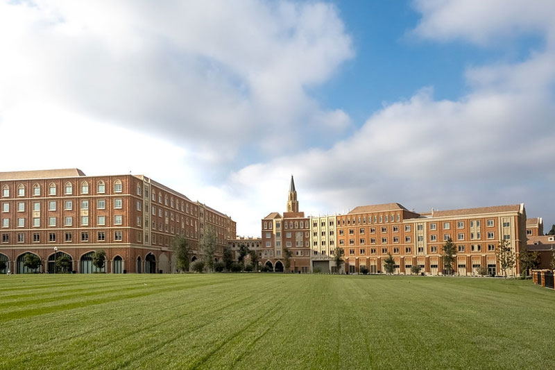 Bomb threat at University of Southern California prompts evacuation