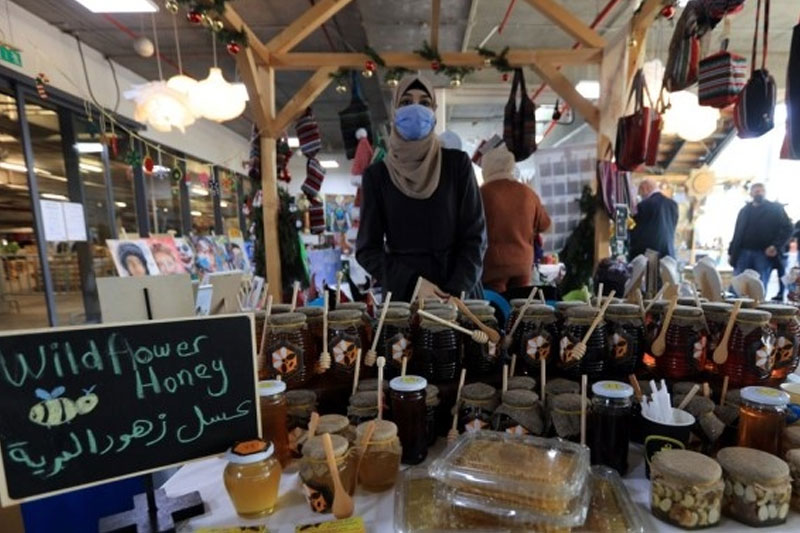 UNHCR launches winter bazaar for refugees in Jordan