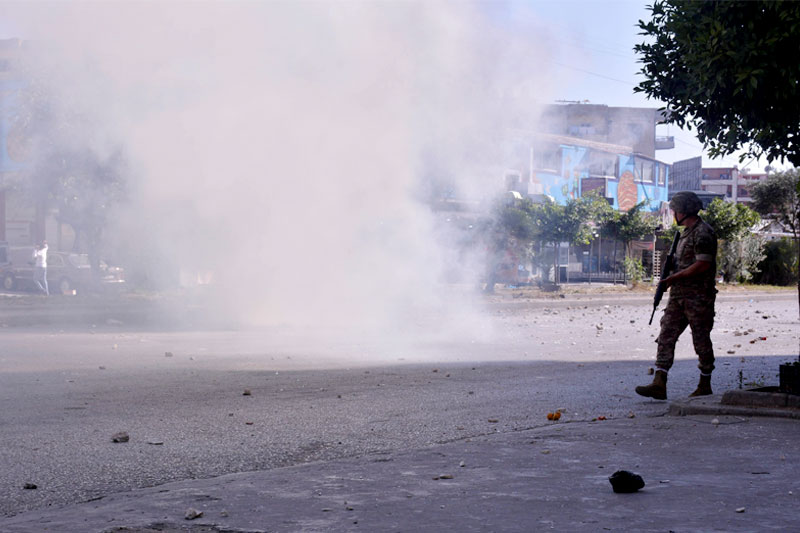 3 killed in clashes between Hamas, Fatah in Lebanon
