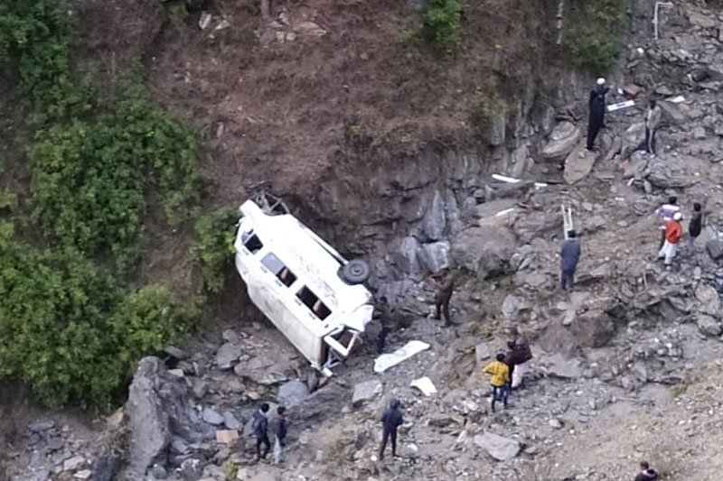 6 killed, 3 injured in road accident in J&K's Ramban dist
