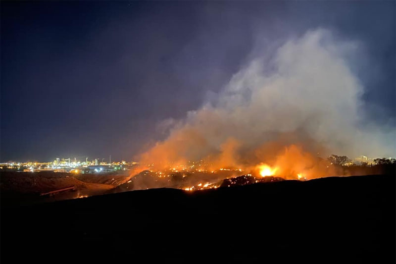 Bushfire rages in Western Australia