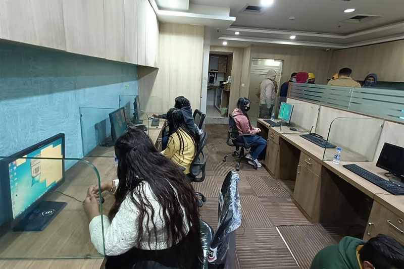 Fake call centre duping credit card users busted in Delhi, 3 held