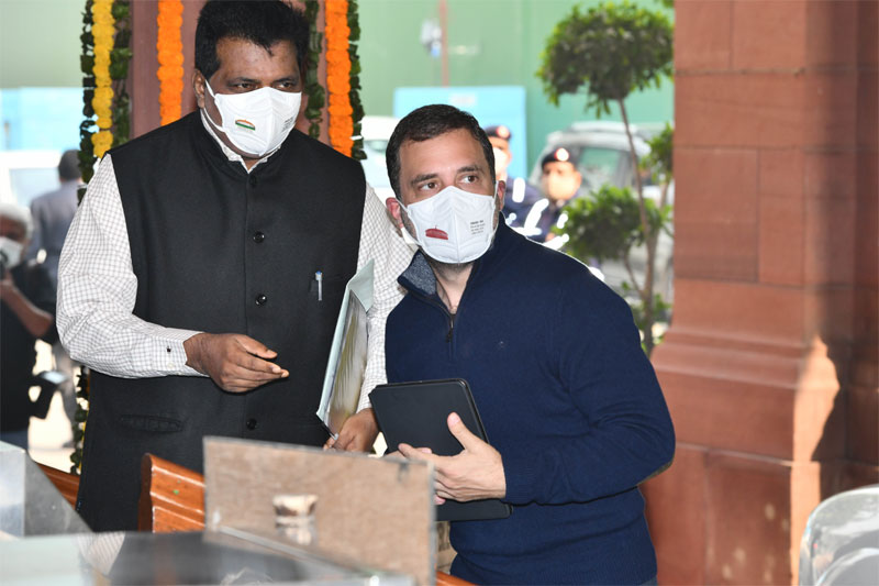 'Zero Sum budget', Rahul Gandhi slams Modi govt