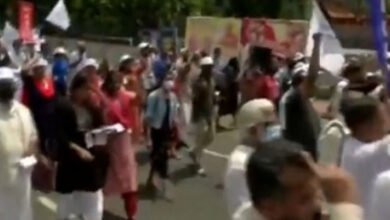 Human chain against K-Rail on August 15 in Kerala