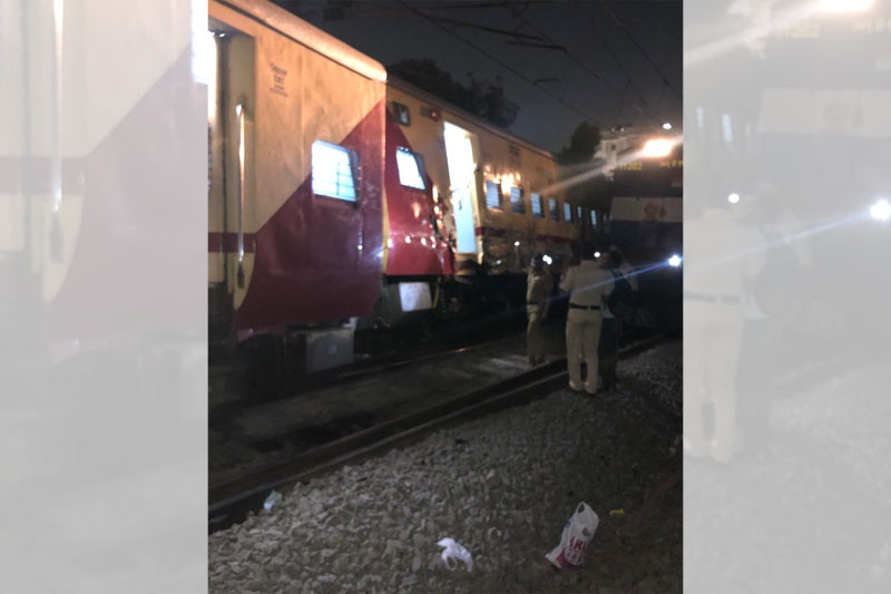 Mumbai: Two trains come on same track, 3 bogies derailed; no casualty
