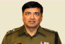 Yogi removes UP DGP for 'dereliction of duty'