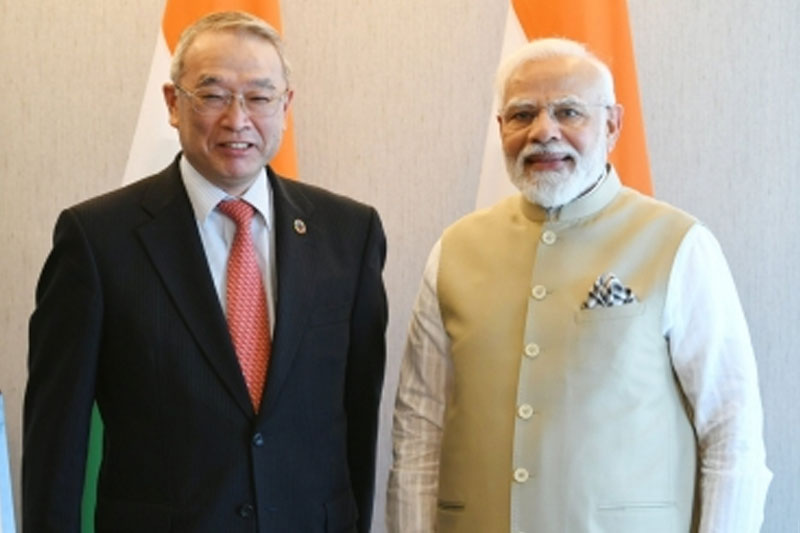 Modi meets industry leaders in Japan, invites them to invest in India