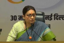 Smriti Irani sends legal notice to Congress over 'malicious allegations' against daughter