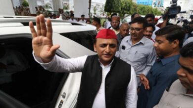 Akhilesh goes to Azamgarh to meet jailed SP leader