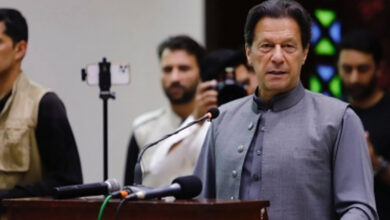 Imran kicks off anti-govt long march to Islamabad