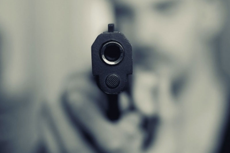 Pakistani prisoner killed, cop injured in firing in Jammu
