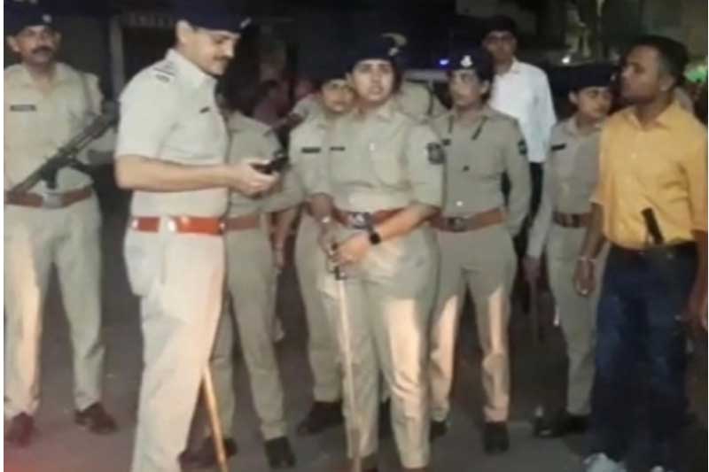 Communal clashes erupt in Gujarat during Ganesh procession, 10 detained