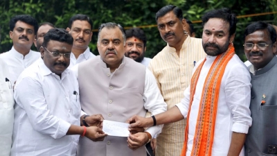 Joins BJP Congress leader Dasoju Sravan joins BJP