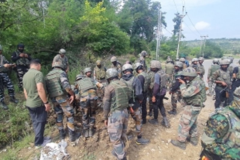 IED recovered, major tragedy averted in J&K's Pulwama