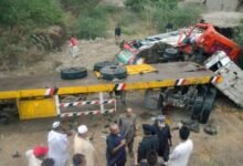 13 killed, 5 injured as truck falls over bus in Pakistan