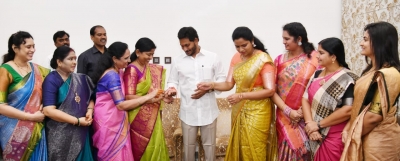 Rakhi 2 Andhra women ministers tie Rakhi to CM Jagan