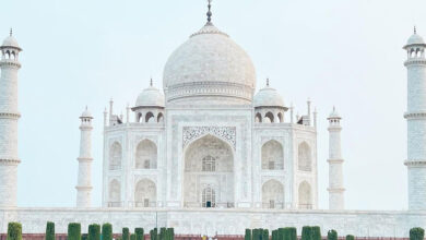 Three held for duping Swiss tourist at Taj Mahal