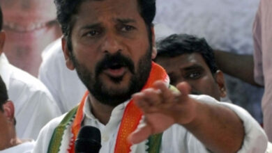 Telangana Congress chief stopped from visiting Secretariat