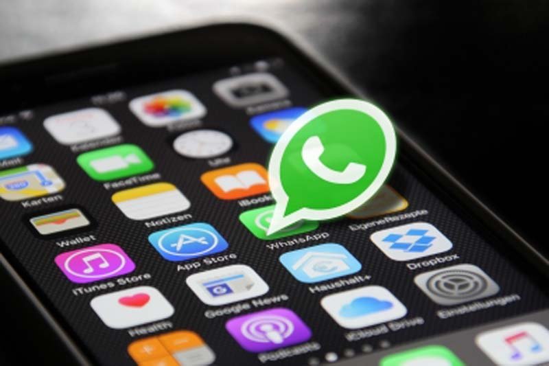 WhatsApp working to let users create polls in group chat