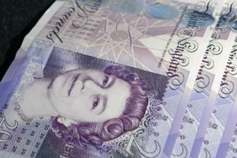 UK to halve business energy prices this winter