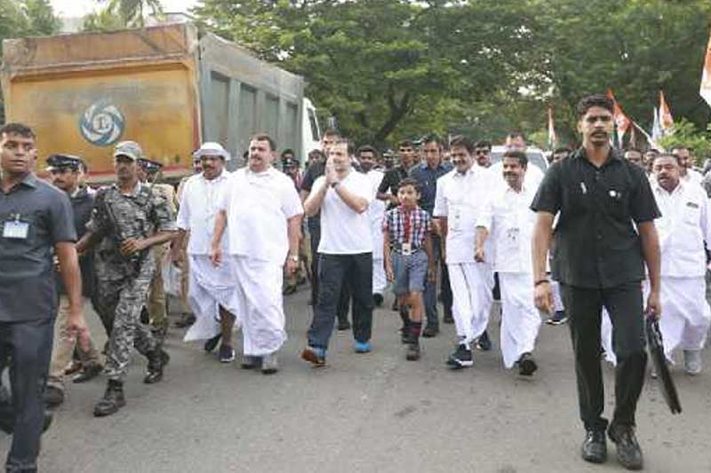 Crowd at Rahul's 'Bharat Jodo...' swells on 3rd day in Kerala