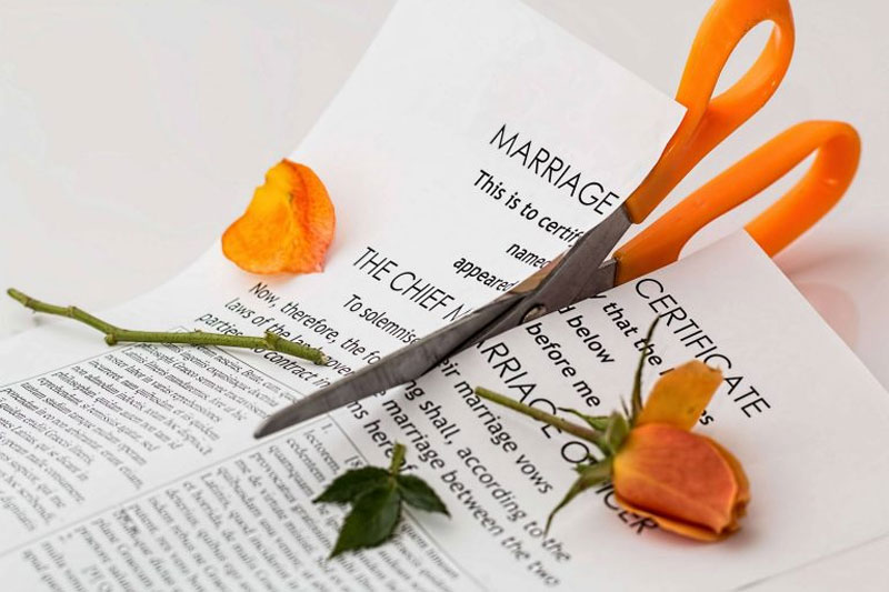 NGO throws Divorce Celebration Party: Invitation card goes viral