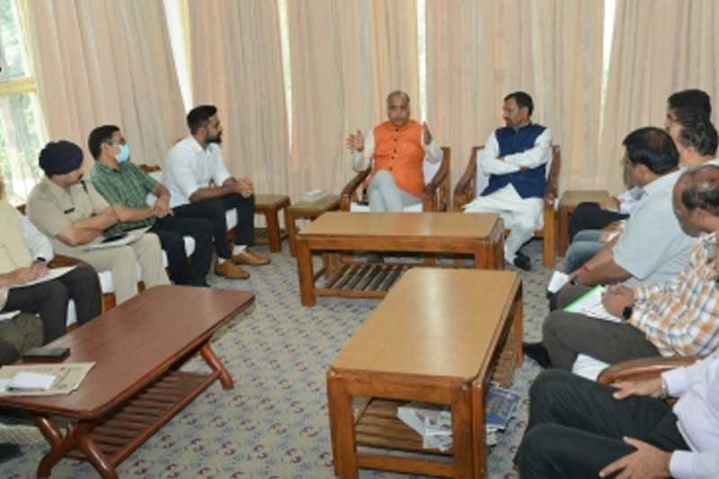 Himachal CM reviews preparedness for Modi's rally