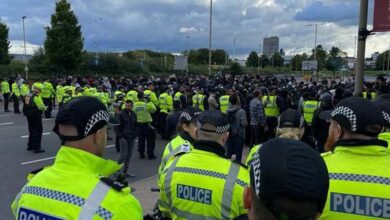 Hundreds march through Leicester amid violent clashes between Hindus and Muslims
