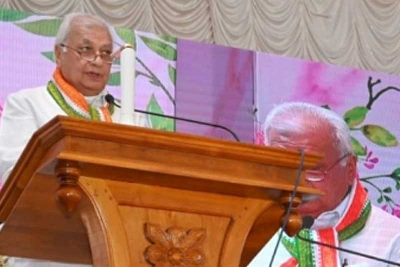 A person cannot judge his own case: Kerala Guv speaks tough