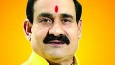 MP Home Minister calls Shabana Azmi agent of Tukde-Tukde gang