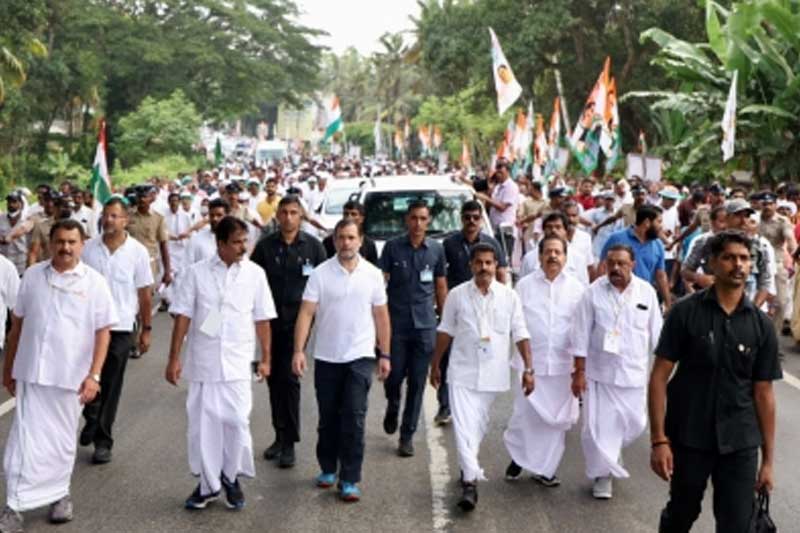 Faux pas as Cong office in Kerala painted in 'BJP' colour, now being repainted