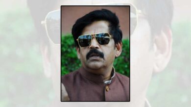 BJP MP Ravi Kishan duped of money, files police complaint