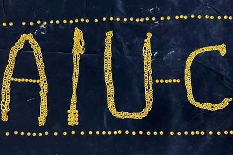 Gold worth over Rs 93L seized at Hyderabad airport
