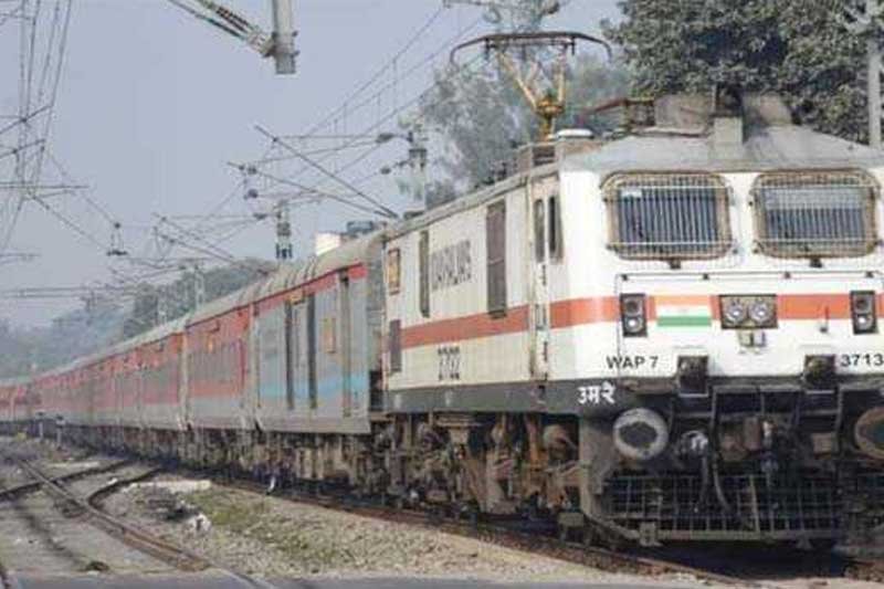 SCR to run special trains between Narsapur-Yesvantpur