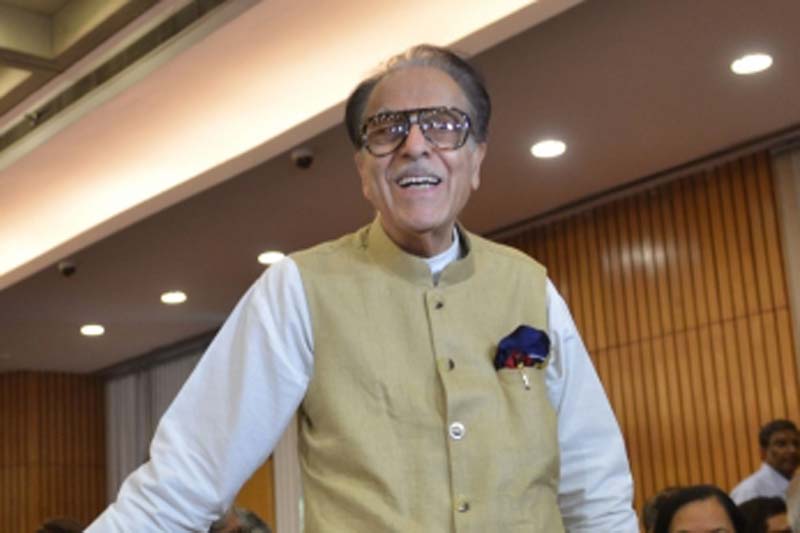 Cong's Saifuddin Soz hits out at Azad over his Article 370 remark