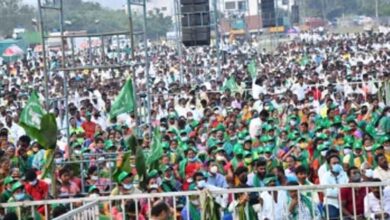 Amaravati farmers pause Padyatra over standoff with police