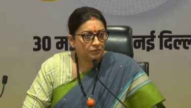 Words are of Kejriwal spoken by Italia, says Smriti Irani