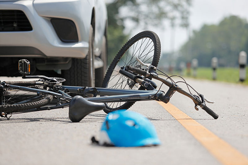 Speeding car kills two cyclists in Gurugram