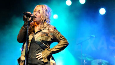 Britney Spears suffers nerve damage on right side of her body