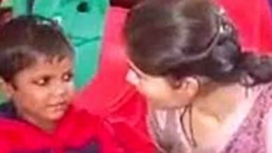 Akhilesh gets 'demonetization boy' admitted to school