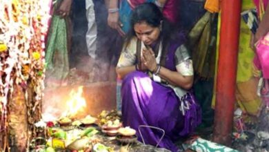 People of Telangana with KCR: Kavitha