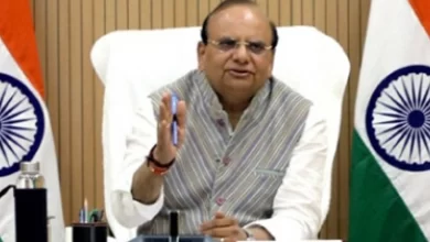 Delhi L-G takes note of AAP's tweet, asks Police Commissioner to act