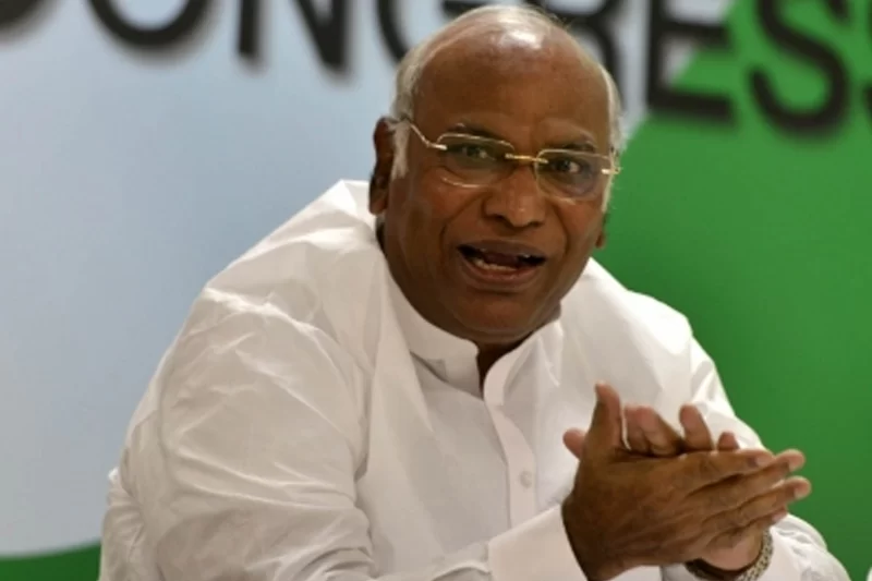 Gujarat: Kharge accuses BJP of misrule
