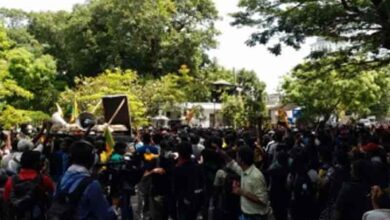 Mass protest march in Colombo despite police warning