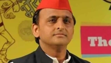 Akhilesh is surrounded by sycophants: Shivpal